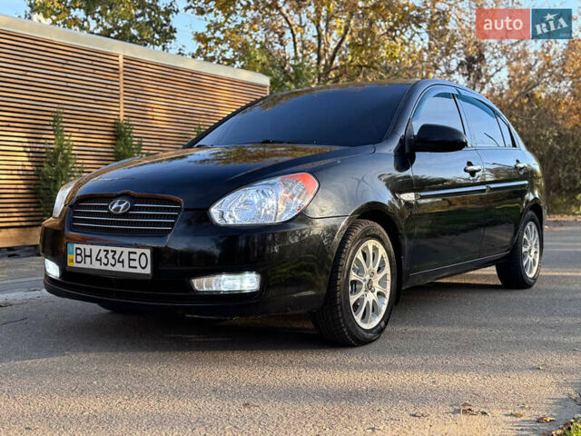 Черный Хендай Акцент, объемом двигателя 1.4 л и пробегом 128 тыс. км за 5800 $, фото 15 на Automoto.ua