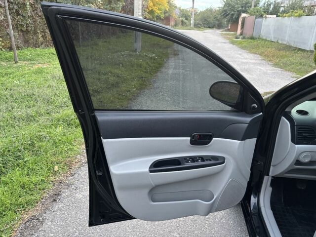 Чорний Хендай Акцент, об'ємом двигуна 1.4 л та пробігом 152 тис. км за 5300 $, фото 11 на Automoto.ua