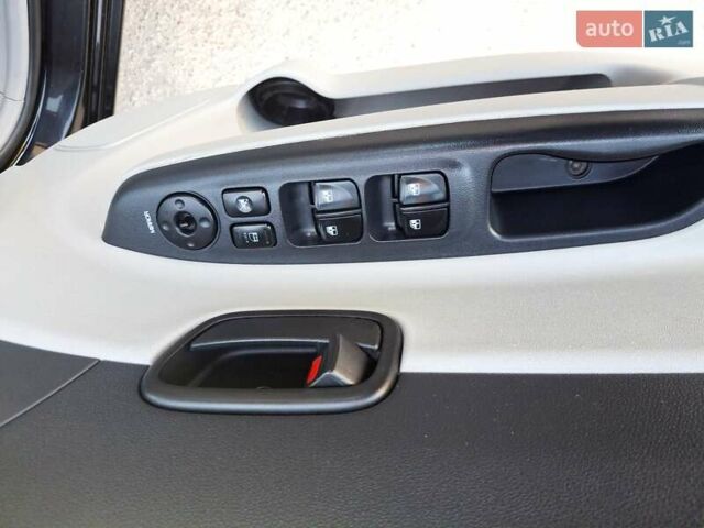 Черный Хендай Акцент, объемом двигателя 1.4 л и пробегом 157 тыс. км за 6200 $, фото 11 на Automoto.ua