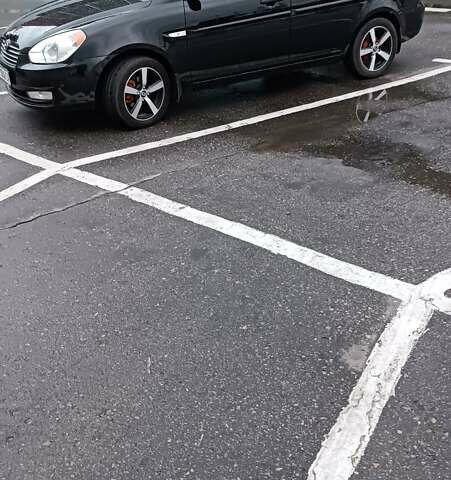 Чорний Хендай Акцент, об'ємом двигуна 1.4 л та пробігом 167 тис. км за 5400 $, фото 1 на Automoto.ua