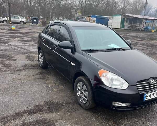 Черный Хендай Акцент, объемом двигателя 1.4 л и пробегом 266 тыс. км за 4500 $, фото 1 на Automoto.ua