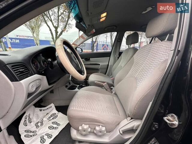 Черный Хендай Акцент, объемом двигателя 1.4 л и пробегом 156 тыс. км за 4700 $, фото 8 на Automoto.ua