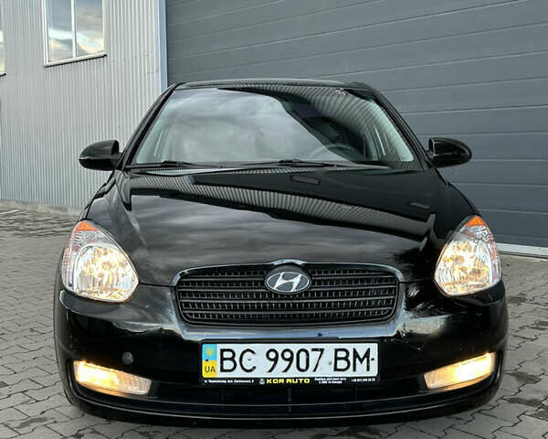 Чорний Хендай Акцент, об'ємом двигуна 1.4 л та пробігом 250 тис. км за 4800 $, фото 1 на Automoto.ua