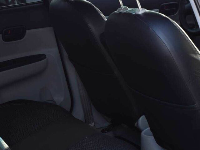 Чорний Хендай Акцент, об'ємом двигуна 1.4 л та пробігом 193 тис. км за 5799 $, фото 16 на Automoto.ua