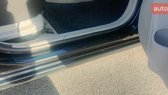 Черный Хендай Акцент, объемом двигателя 1.49 л и пробегом 204 тыс. км за 5280 $, фото 14 на Automoto.ua