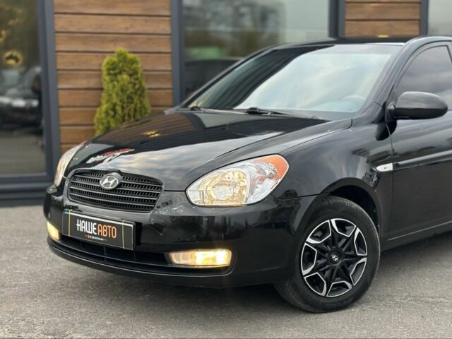 Чорний Хендай Акцент, об'ємом двигуна 1.4 л та пробігом 250 тис. км за 5100 $, фото 1 на Automoto.ua