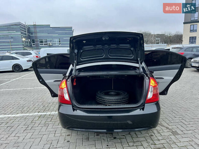 Черный Хендай Акцент, объемом двигателя 1.4 л и пробегом 221 тыс. км за 4950 $, фото 23 на Automoto.ua