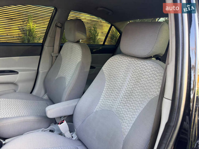 Черный Хендай Акцент, объемом двигателя 1.4 л и пробегом 128 тыс. км за 5800 $, фото 43 на Automoto.ua