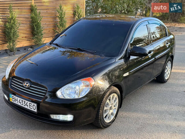 Черный Хендай Акцент, объемом двигателя 1.4 л и пробегом 128 тыс. км за 5800 $, фото 16 на Automoto.ua