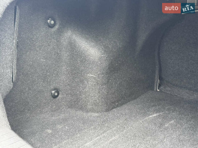 Черный Хендай Акцент, объемом двигателя 1.4 л и пробегом 139 тыс. км за 5999 $, фото 76 на Automoto.ua