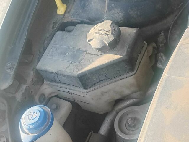 Чорний Хендай Акцент, об'ємом двигуна 1.5 л та пробігом 204 тис. км за 5280 $, фото 16 на Automoto.ua