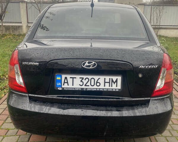 Черный Хендай Акцент, объемом двигателя 1.4 л и пробегом 257 тыс. км за 3500 $, фото 3 на Automoto.ua