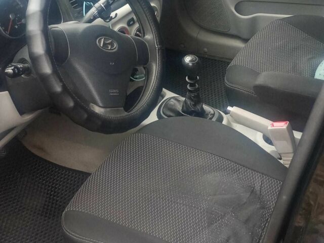 Чорний Хендай Акцент, об'ємом двигуна 1.5 л та пробігом 204 тис. км за 5280 $, фото 6 на Automoto.ua