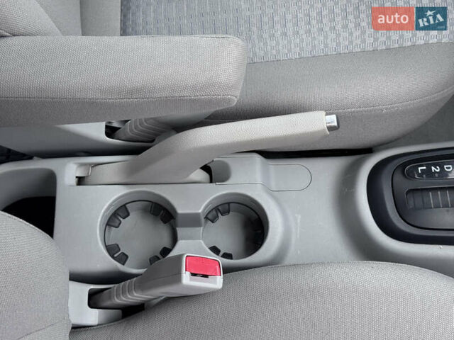 Черный Хендай Акцент, объемом двигателя 1.4 л и пробегом 139 тыс. км за 5999 $, фото 53 на Automoto.ua