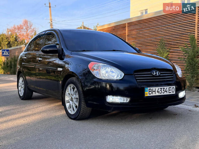 Черный Хендай Акцент, объемом двигателя 1.4 л и пробегом 128 тыс. км за 5800 $, фото 1 на Automoto.ua