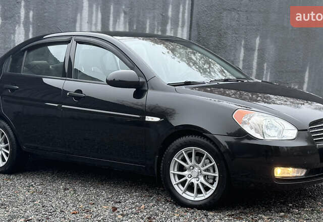 Черный Хендай Акцент, объемом двигателя 1.4 л и пробегом 139 тыс. км за 5999 $, фото 2 на Automoto.ua