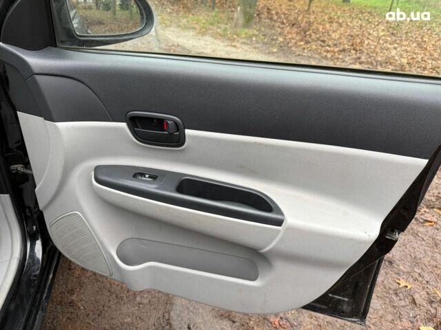 Черный Хендай Акцент, объемом двигателя 1.4 л и пробегом 165 тыс. км за 5390 $, фото 17 на Automoto.ua