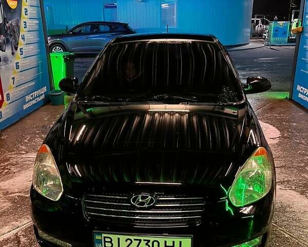 Черный Хендай Акцент, объемом двигателя 1.4 л и пробегом 227 тыс. км за 4700 $, фото 3 на Automoto.ua