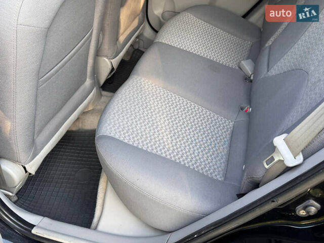 Черный Хендай Акцент, объемом двигателя 1.4 л и пробегом 128 тыс. км за 5800 $, фото 51 на Automoto.ua