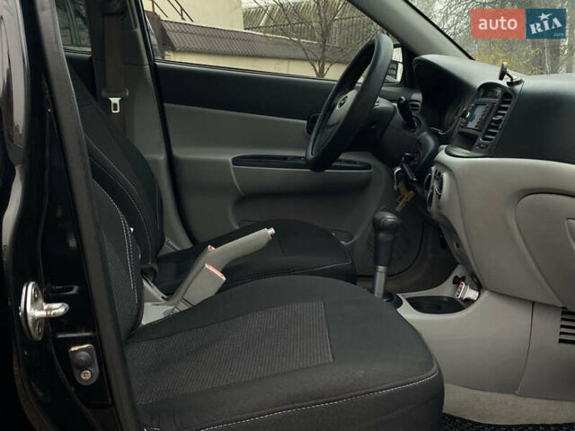 Черный Хендай Акцент, объемом двигателя 1.4 л и пробегом 215 тыс. км за 4799 $, фото 11 на Automoto.ua