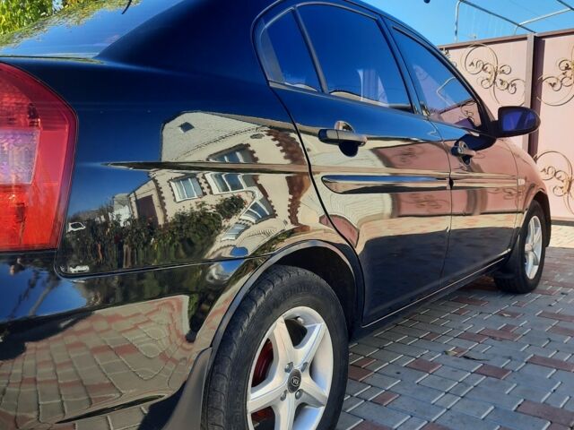 Чорний Хендай Акцент, об'ємом двигуна 1.4 л та пробігом 237 тис. км за 5100 $, фото 4 на Automoto.ua