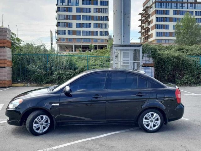 Черный Хендай Акцент, объемом двигателя 0 л и пробегом 170 тыс. км за 6000 $, фото 2 на Automoto.ua