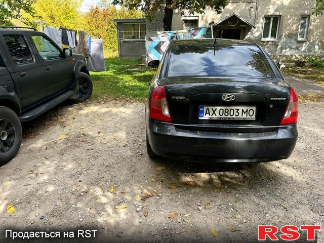 Чорний Хендай Акцент, об'ємом двигуна 1.4 л та пробігом 294 тис. км за 4500 $, фото 2 на Automoto.ua