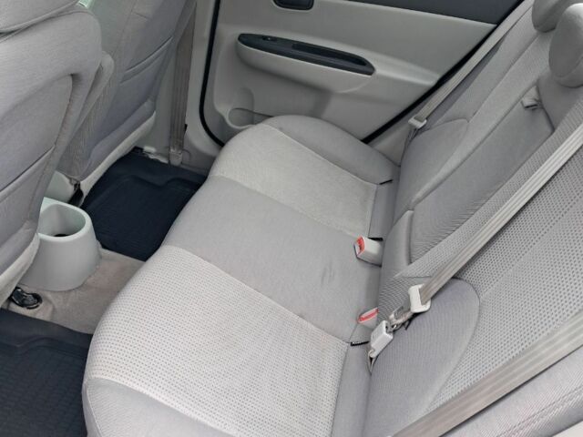 Черный Хендай Акцент, объемом двигателя 1.6 л и пробегом 182 тыс. км за 5200 $, фото 12 на Automoto.ua