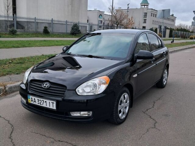 Черный Хендай Акцент, объемом двигателя 1.6 л и пробегом 182 тыс. км за 5200 $, фото 2 на Automoto.ua