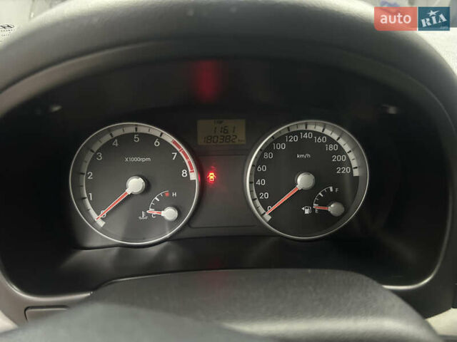Чорний Хендай Акцент, об'ємом двигуна 1.4 л та пробігом 180 тис. км за 4950 $, фото 26 на Automoto.ua