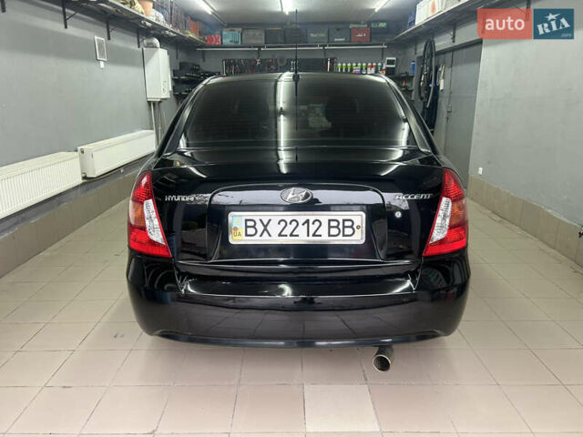 Чорний Хендай Акцент, об'ємом двигуна 1.4 л та пробігом 180 тис. км за 4950 $, фото 2 на Automoto.ua