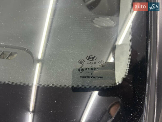 Чорний Хендай Акцент, об'ємом двигуна 1.4 л та пробігом 180 тис. км за 4950 $, фото 30 на Automoto.ua