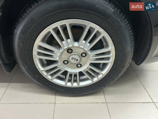 Чорний Хендай Акцент, об'ємом двигуна 1.4 л та пробігом 180 тис. км за 4950 $, фото 28 на Automoto.ua