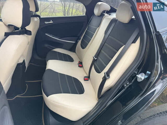 Черный Хендай Акцент, объемом двигателя 1.4 л и пробегом 120 тыс. км за 7900 $, фото 25 на Automoto.ua