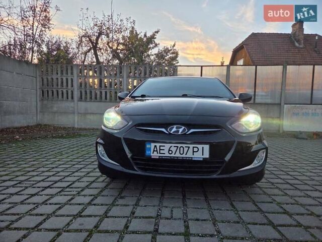 Хендай Акцент 2011 у Києві на Automoto.ua Чорний Хендай Акцент, об'ємом двигуна 1.6 л та пробігом 114 тис. км за 7999 $, фото 8 на Automoto.ua