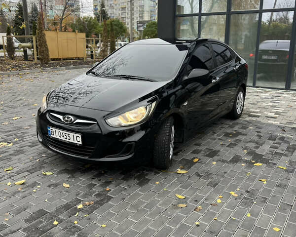 Хендай Акцент 2011 в Полтаве на Automoto.ua Черный Хендай Акцент, объемом двигателя 1.4 л и пробегом 186 тыс. км за 5999 $, фото 6 на Automoto.ua
