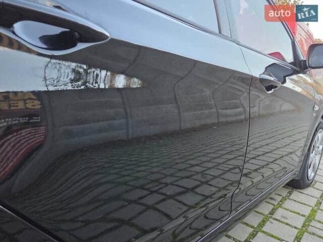 Хендай Акцент 2011 у Києві на Automoto.ua Чорний Хендай Акцент, об'ємом двигуна 1.6 л та пробігом 114 тис. км за 7999 $, фото 20 на Automoto.ua