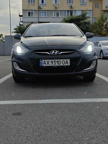 Чорний Хендай Акцент, об'ємом двигуна 1.4 л та пробігом 268 тис. км за 7100 $, фото 9 на Automoto.ua