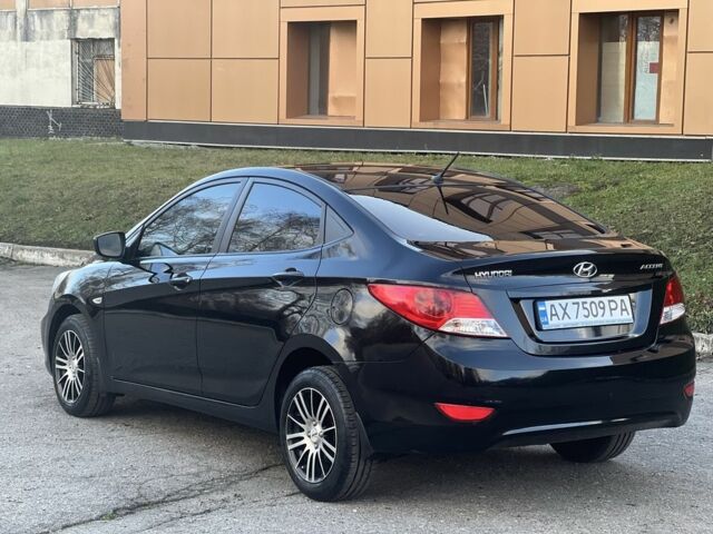 Чорний Хендай Акцент, об'ємом двигуна 1.4 л та пробігом 141 тис. км за 7500 $, фото 8 на Automoto.ua