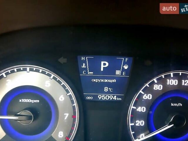 Черный Хендай Акцент, объемом двигателя 1.4 л и пробегом 95 тыс. км за 8900 $, фото 6 на Automoto.ua
