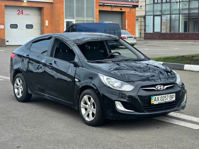 Черный Хендай Акцент, объемом двигателя 1.4 л и пробегом 160 тыс. км за 2700 $, фото 4 на Automoto.ua