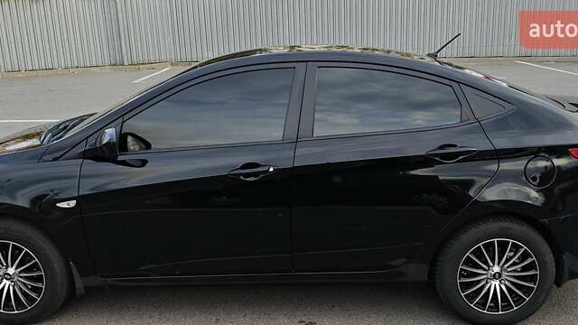 Чорний Хендай Акцент, об'ємом двигуна 1.4 л та пробігом 268 тис. км за 7100 $, фото 8 на Automoto.ua