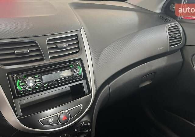 Чорний Хендай Акцент, об'ємом двигуна 1.4 л та пробігом 231 тис. км за 5443 $, фото 13 на Automoto.ua