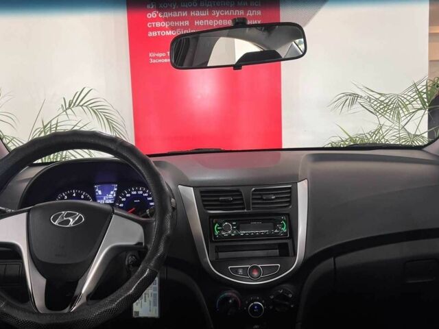 Чорний Хендай Акцент, об'ємом двигуна 1.4 л та пробігом 231 тис. км за 5453 $, фото 14 на Automoto.ua