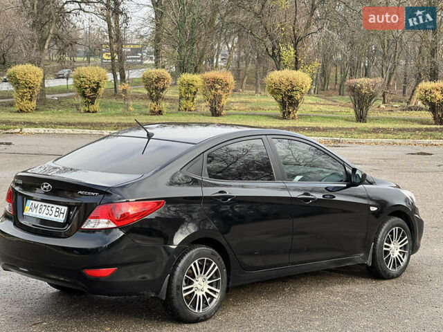 Черный Хендай Акцент, объемом двигателя 1.4 л и пробегом 141 тыс. км за 7650 $, фото 30 на Automoto.ua