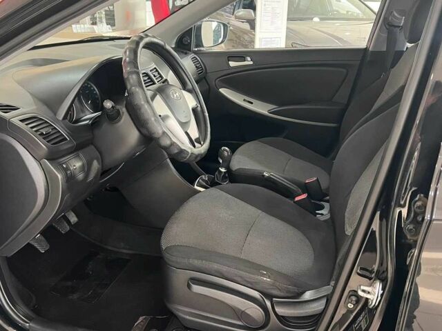 Чорний Хендай Акцент, об'ємом двигуна 1.4 л та пробігом 231 тис. км за 5453 $, фото 15 на Automoto.ua