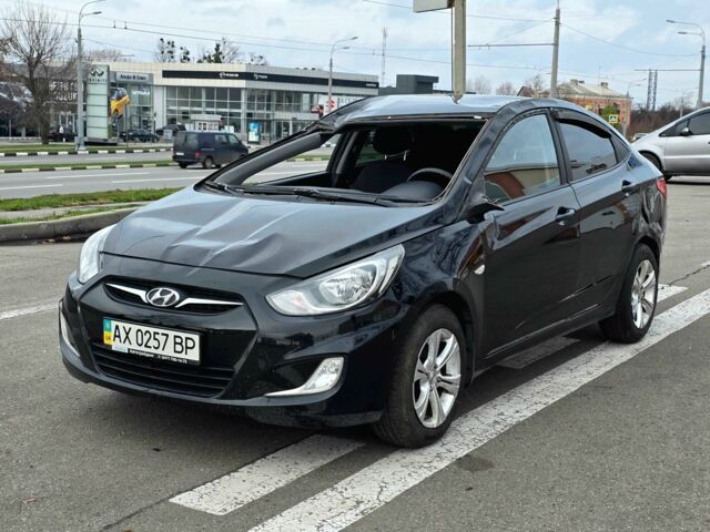 Черный Хендай Акцент, объемом двигателя 1.4 л и пробегом 160 тыс. км за 2700 $, фото 2 на Automoto.ua
