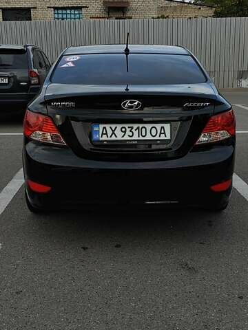 Чорний Хендай Акцент, об'ємом двигуна 1.4 л та пробігом 268 тис. км за 7100 $, фото 3 на Automoto.ua