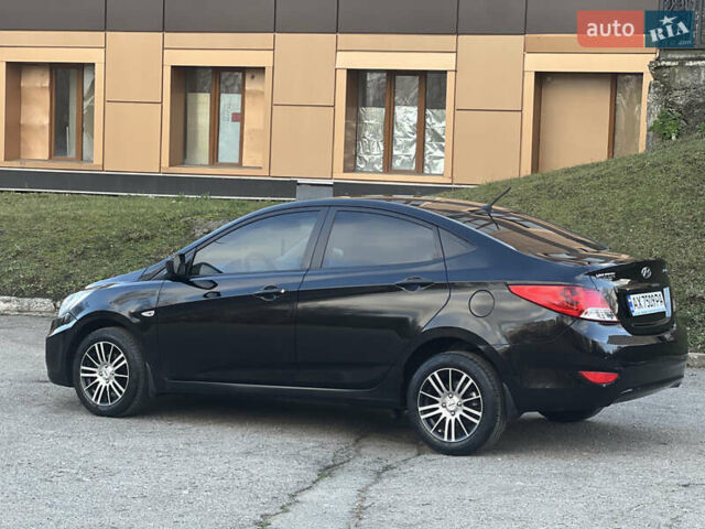 Черный Хендай Акцент, объемом двигателя 1.4 л и пробегом 141 тыс. км за 7500 $, фото 18 на Automoto.ua