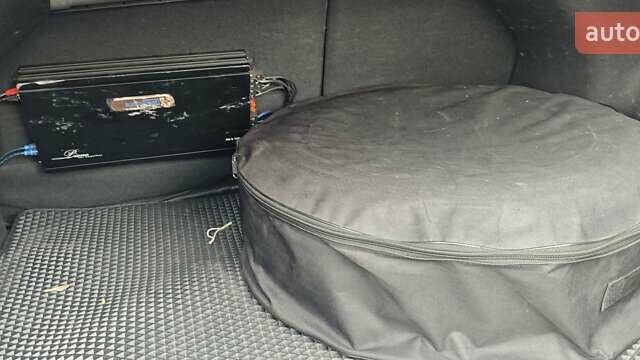 Чорний Хендай Акцент, об'ємом двигуна 1.4 л та пробігом 268 тис. км за 7100 $, фото 4 на Automoto.ua